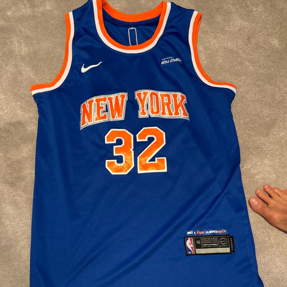 New York Knicks Basketball Jersey